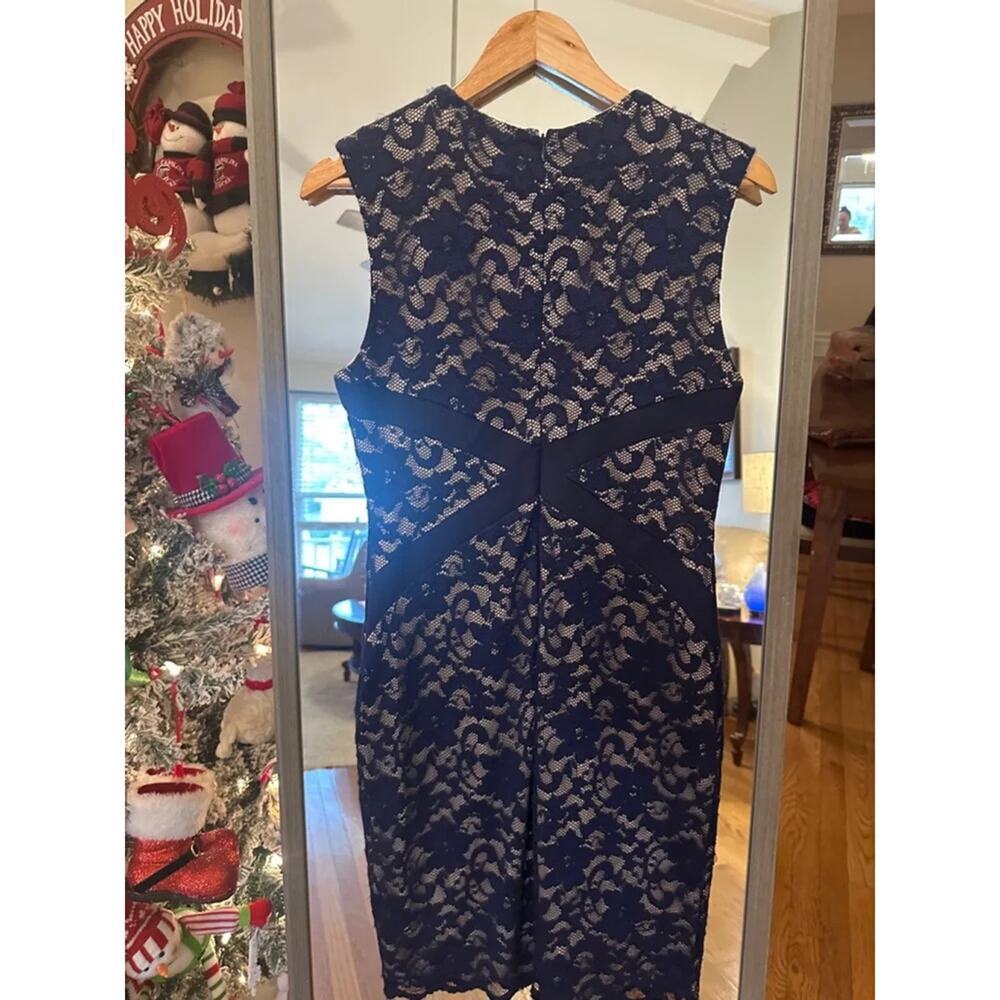 Women's Belle Badgley Mischka Lace Dress, Size Small Blue - Picture 7 of 7
